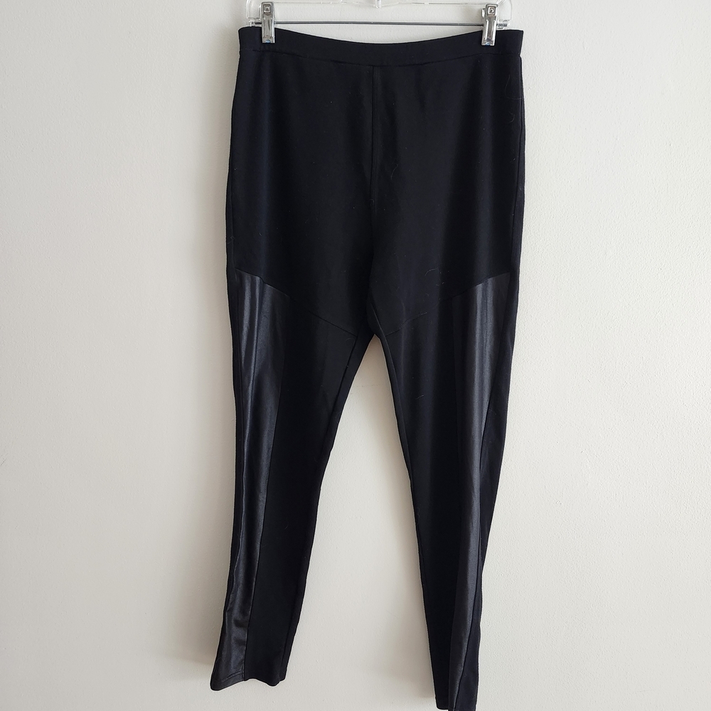 Charlie Paige Black Faux leather insert Leggings